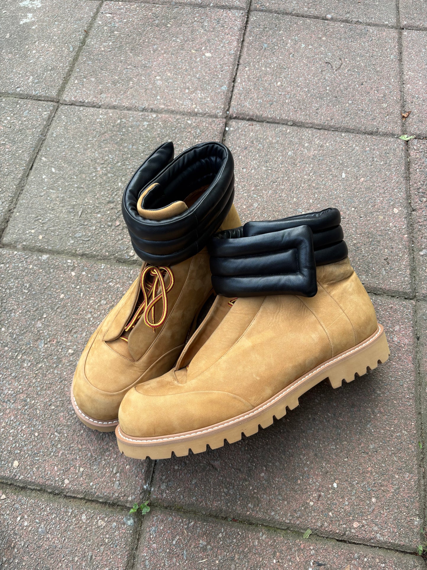 FUTTER BOOT - EARLY PAIRS