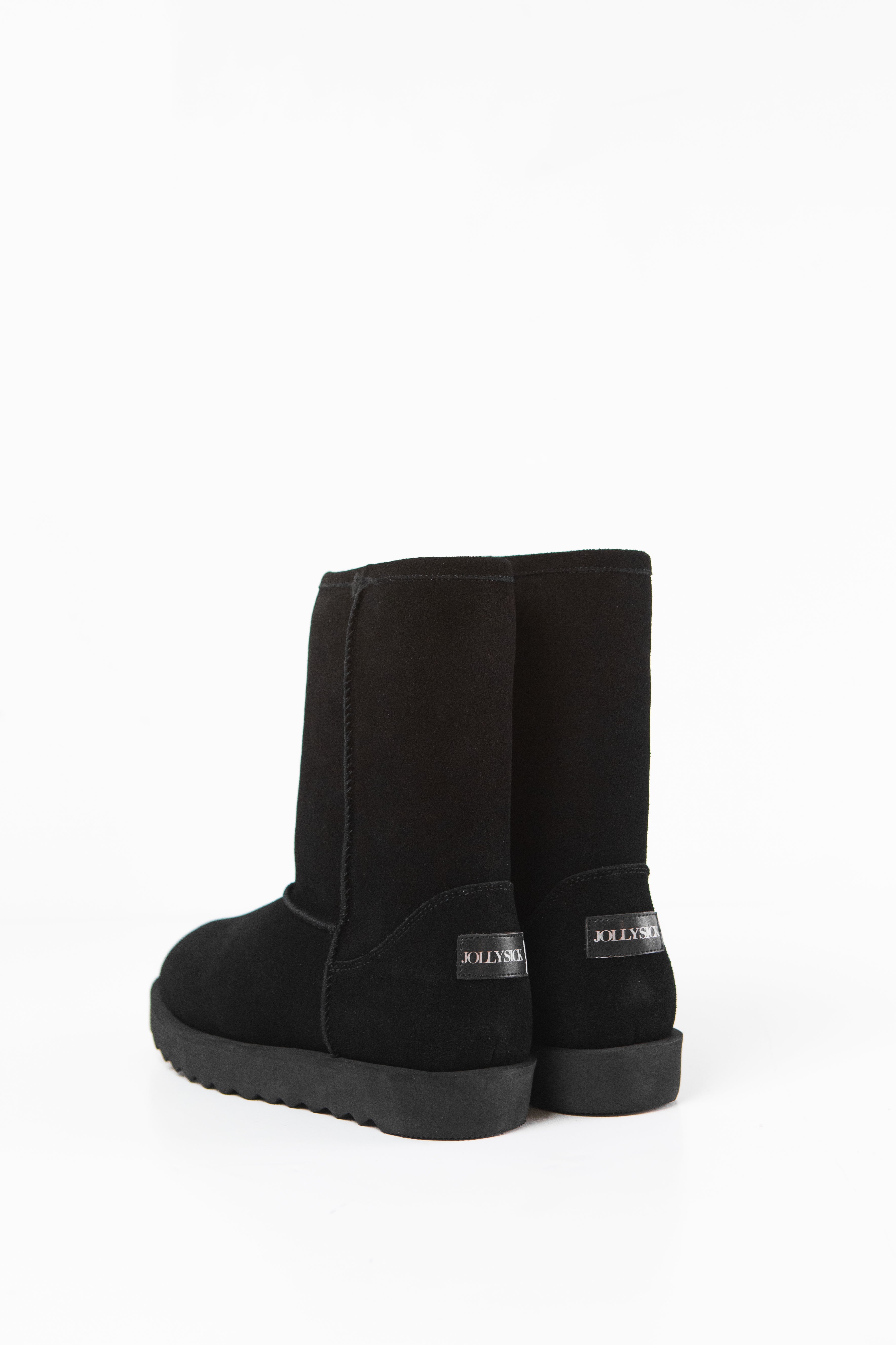 BLACK Tuggs pre order