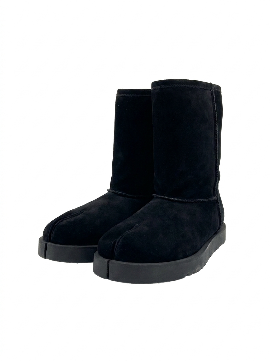 TUGG- pre order 8-12 weeks